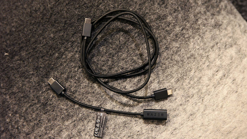 I don’t normally talk about a phone’s included cables, but the braid wires that come with the Razer Phone feel more substantial than your traditional cords.
